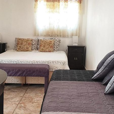 Martini Dead Sea Villa Neve Zohar Eksteriør billede